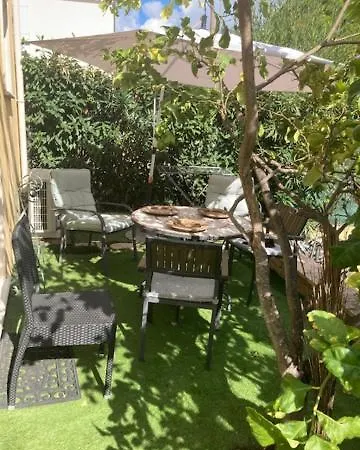 Location Studio De Charme Antibes Exterior photo