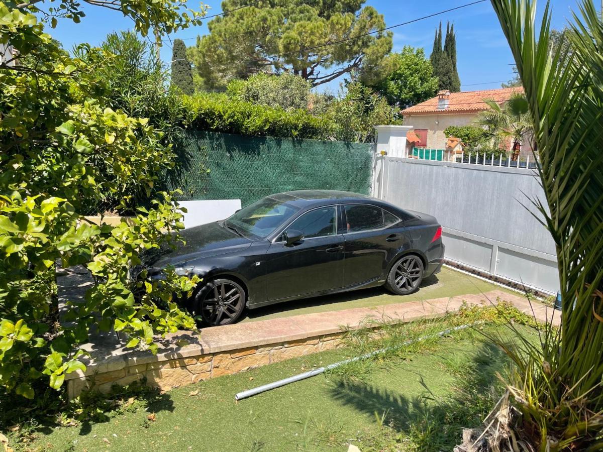 Location De Charme * Antibes