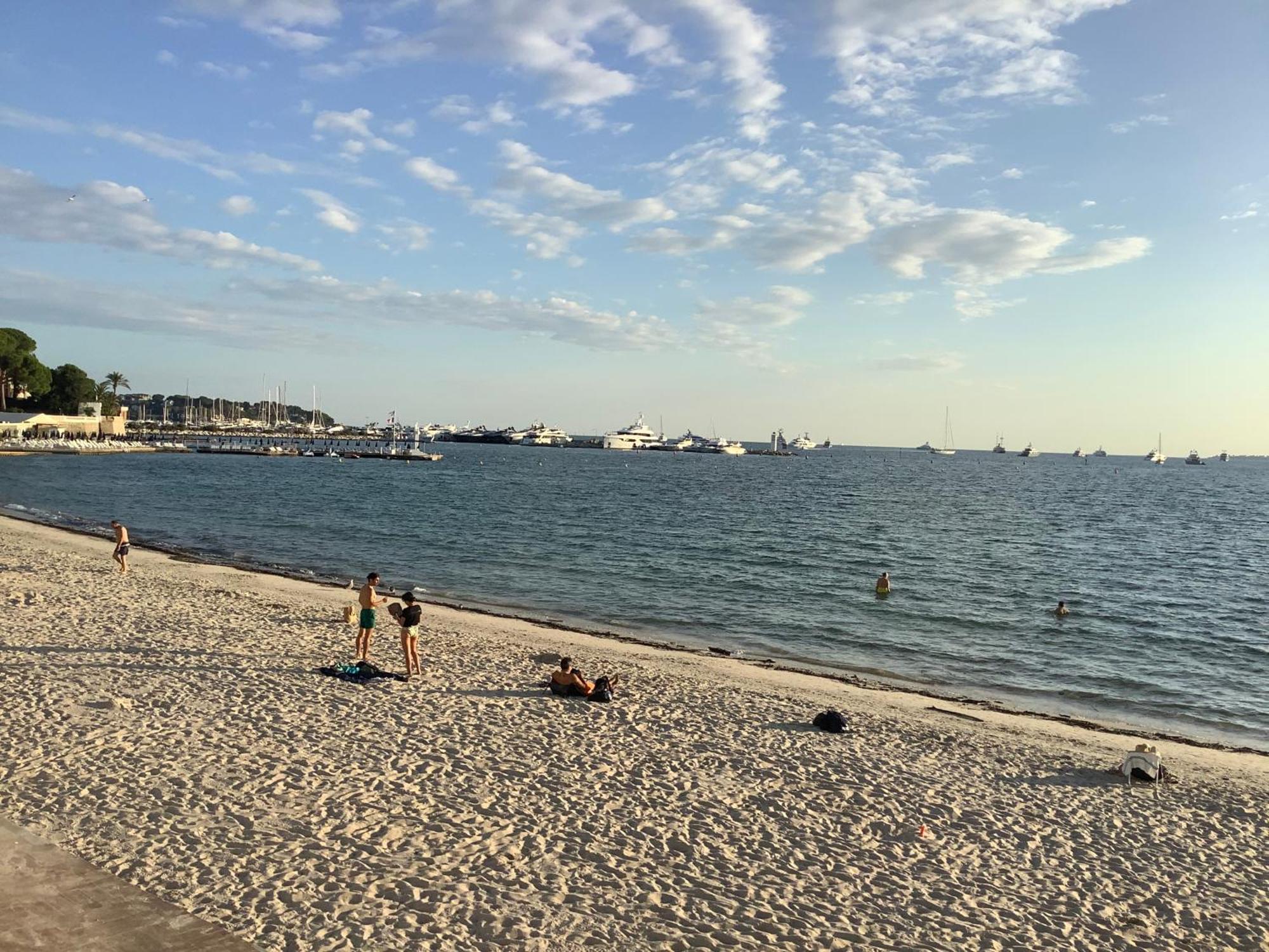 Location De Charme Apartment Antibes